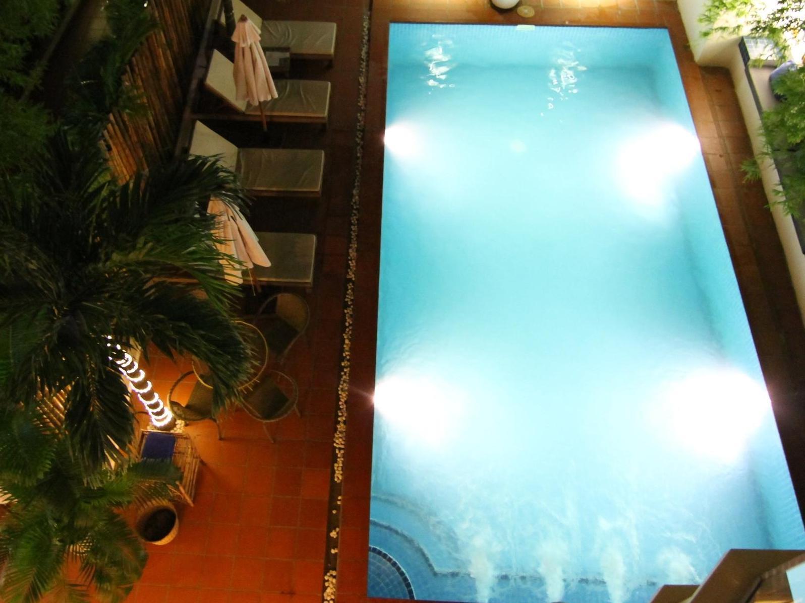 Jasmin Monument Hotel Phnom Penh Eksteriør billede