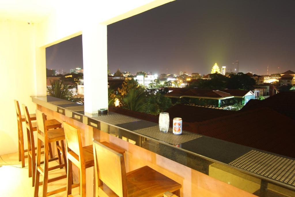 Jasmin Monument Hotel Phnom Penh Eksteriør billede